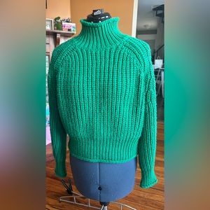 H & M Green Sweater